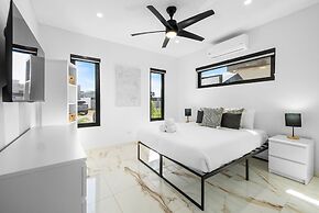 La Perla 2br2ba Home w Private Pool Patio BBQ