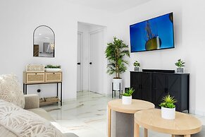 La Perla 2br2ba Home w Private Pool Patio BBQ