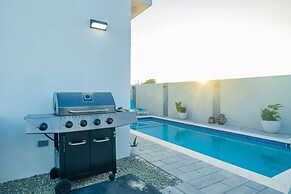 La Perla 2br2ba Home w Private Pool Patio BBQ