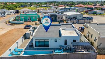 La Perla 2br2ba Home w Private Pool Patio BBQ