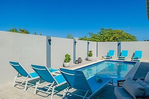 La Perla 2br2ba Home w Private Pool Patio BBQ