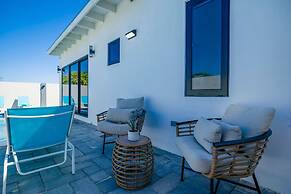 La Perla 2br2ba Home w Private Pool Patio BBQ