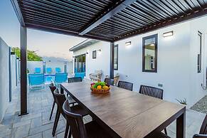 La Perla 2br2ba Home w Private Pool Patio BBQ