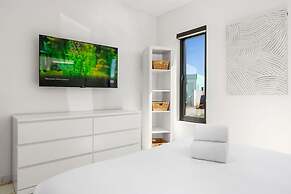 La Perla 2br2ba Home w Private Pool Patio BBQ