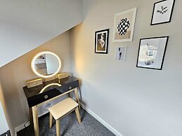 Warm & Cosy Home in Glasgow