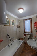 Welcoming 3BR Flat with parking in Verrand