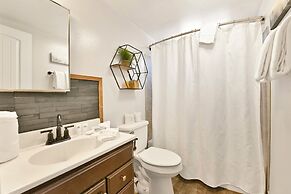 Marlowe Mountain Views #2510