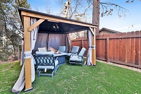 Bear Paws and Rest Retreat #2542