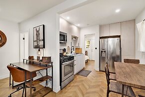 Edgemoor Escape #2528