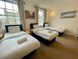 Baker Street Apartments