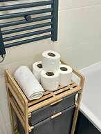 Baker Street Apartments