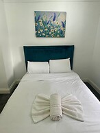 Baker Street Apartments