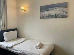 Baker Street Apartments