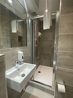 The Chapter - Leisure Inn Hotel