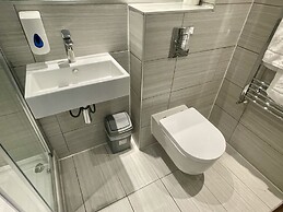 The Chapter - Leisure Inn Hotel