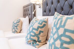 The Chapter - Leisure Inn Hotel