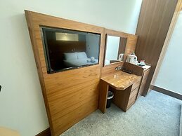 The Chapter - Leisure Inn Hotel