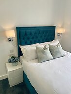 The Chapter - Leisure Inn Hotel