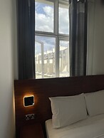 The Chapter - Leisure Inn Hotel