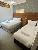 The Chapter - Leisure Inn Hotel