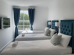 The Chapter - Leisure Inn Hotel