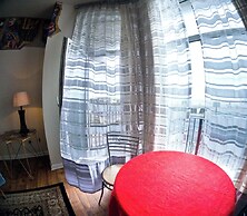 Golden Tides Seaside Retreat in Saint Leonards