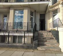 Golden Tides Seaside Retreat in Saint Leonards