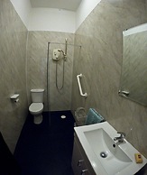 Golden Tides Seaside Retreat in Saint Leonards