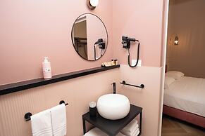 Boutique Luxury Suite