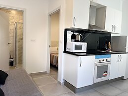 Meridiana Apartments