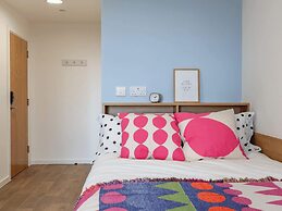 Student Only Ty Nant