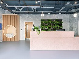 Student Only Ty Nant