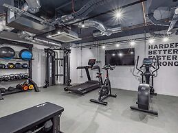 Student Only Ty Nant