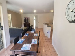 Escape to Warner's Hidden Gem - Private Pool & Relaxing Oasis