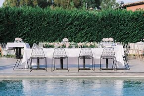 Olive Grove Suites Boutique Hotel