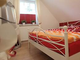 Sundeck Comfortable Holiday Residence