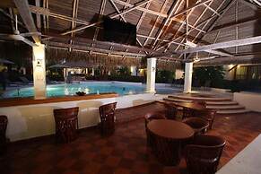 HOTEL VILLA BLANCA SUITES