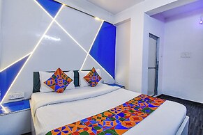 Hotel Green Leaf by Stays Easy