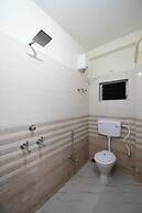 Hotel Green Leaf by Stays Easy