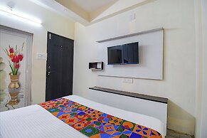 Hotel Green Leaf by Stays Easy