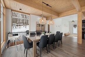 Chalet Berg-Haus by Tremblant Platinum