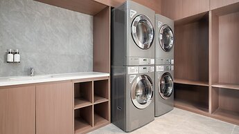 EVEN Wuhan Airport Zone by IHG