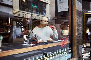 Hotel Indigo Melbourne Little Collins by IHG