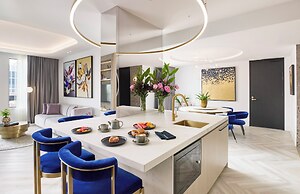 Hotel Indigo Melbourne Little Collins by IHG