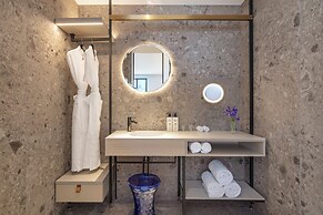 Hotel Indigo Melbourne Little Collins by IHG
