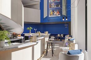 Hotel Indigo Melbourne Little Collins by IHG