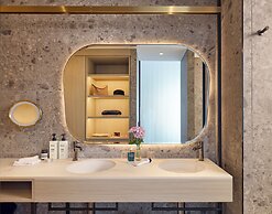 Hotel Indigo Melbourne Little Collins by IHG
