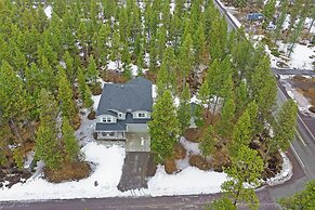 Moonlit Forest Retreat   Fireside Nights (113420771)