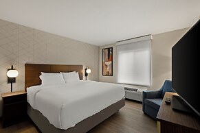 Everhome Suites Brownsville