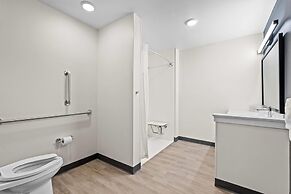 Everhome Suites Brownsville